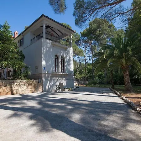 With A Parking Space Mali Losinj, Losinj - 19706 Apartman Mali Losinj