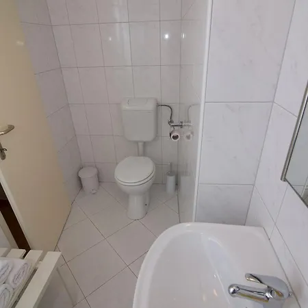 Apartman With A Parking Space Mali Losinj, Losinj - 19706 *