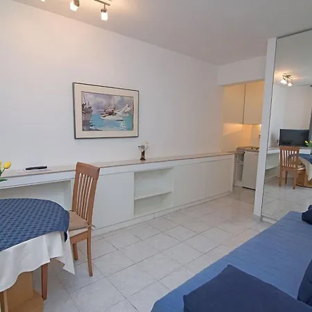 With A Parking Space Mali Losinj, Losinj - 19706 Apartman Mali Losinj