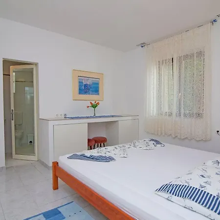 Apartman With A Parking Space Mali Losinj, Losinj - 19706 Mali Losinj
