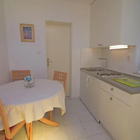 With A Parking Space Mali Losinj, Losinj - 19706 Apartamento Mali Lošinj