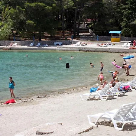 Apartment With A Parking Space Mali Losinj, Losinj - 19706 Mali Losinj